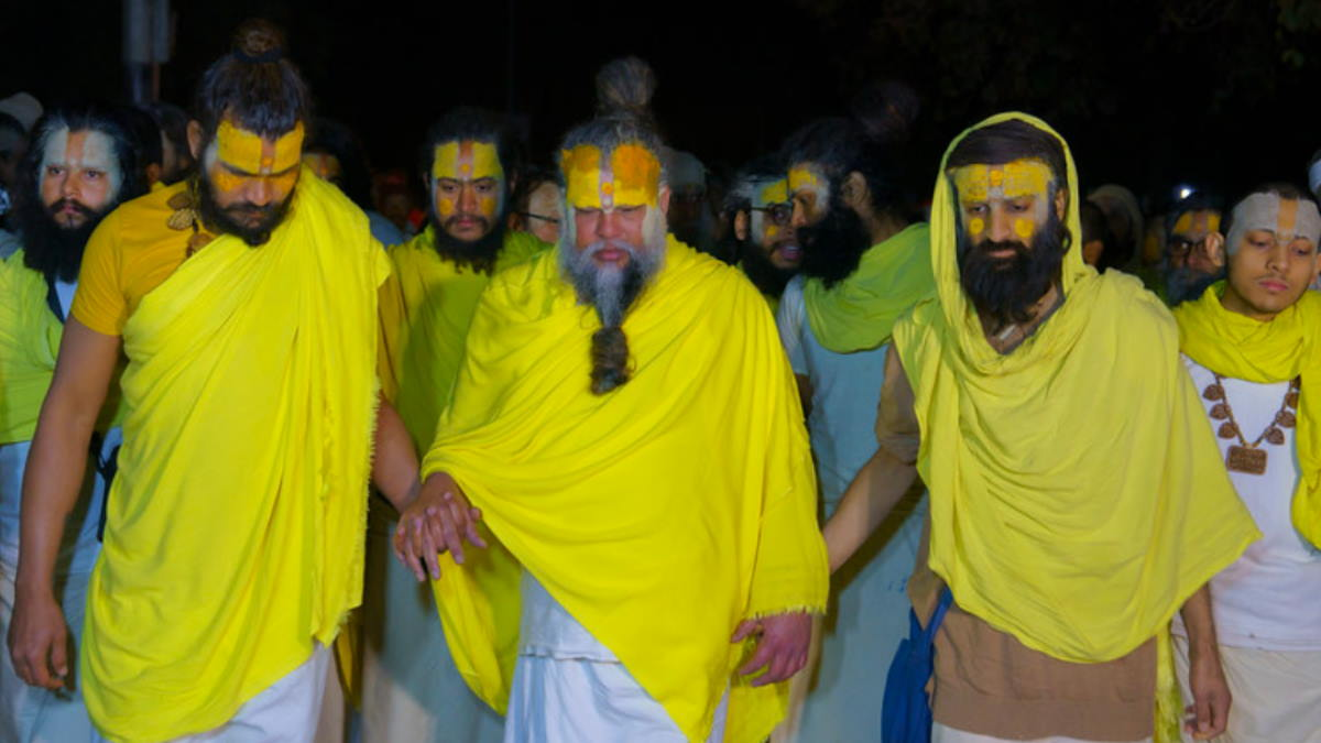 Premanand Maharaj: प्रेमानंद महाराज की रात्रि पदयात्रा का समय बदला, अब सुबह इतने बजे होगी शुरू, जानें क्यों बदला गया समय
