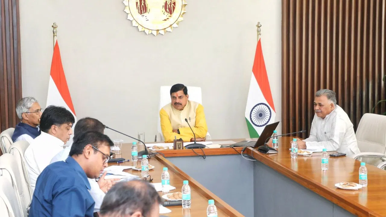 MP News: इंदौर में होगा "टेक ग्रोथ कॉन्क्लेव", मुख्यमंत्री डॉ. मोहन यादव ने उद्योगपतियों से किया संवाद...