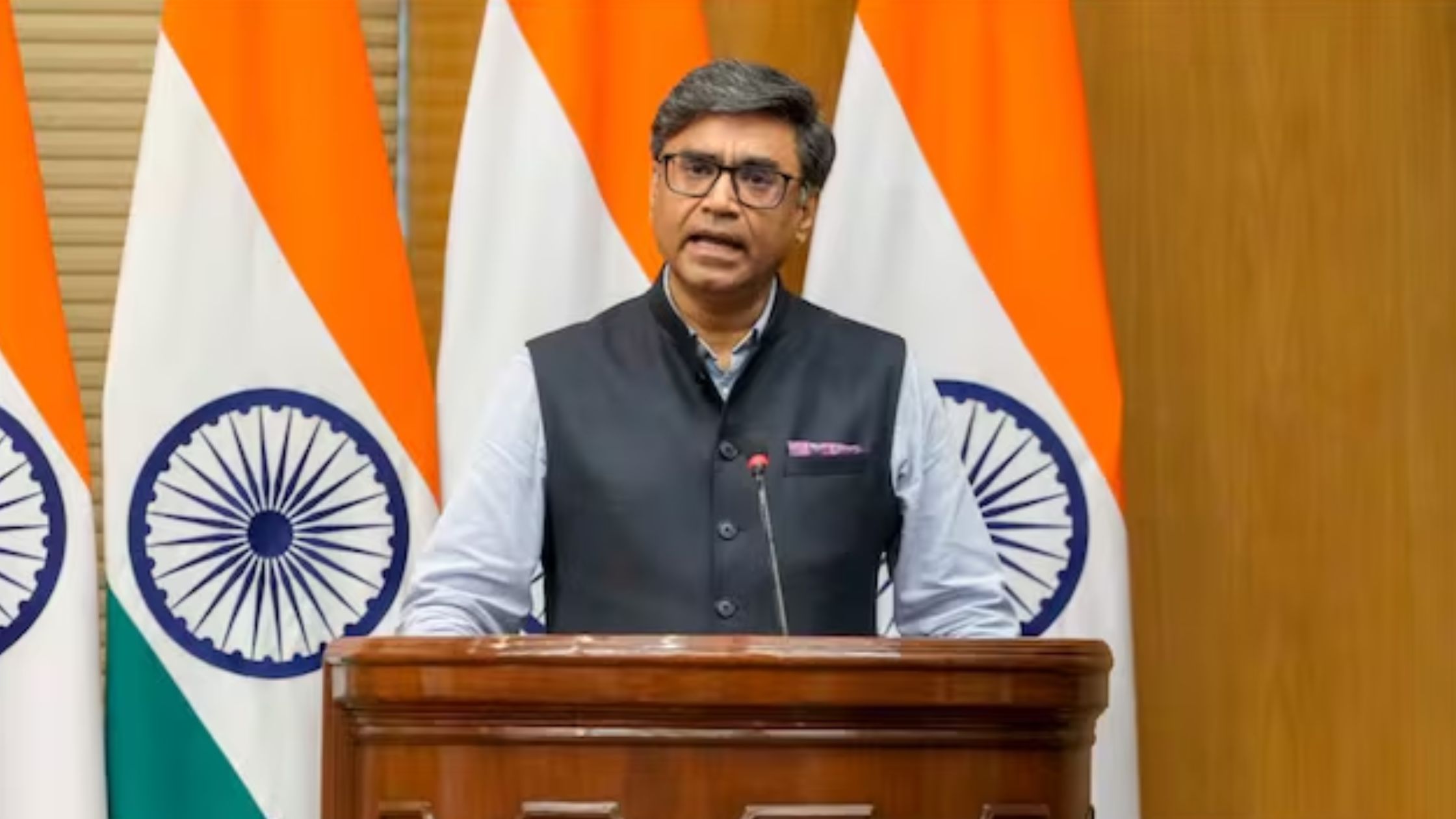 Operation Sindoor: ‘ऑपरेशन सिंदूर’ पर विदेश सचिव विक्रम मिसरी की ब्रीफिंग, संसदीय समिति की पहली बैठक आज Operation Sindoor: ‘ऑपरेशन सिंदूर’ पर विदेश सचिव विक्रम मिसरी की ब्रीफिंग, संसदीय समिति की पहली बैठक आज