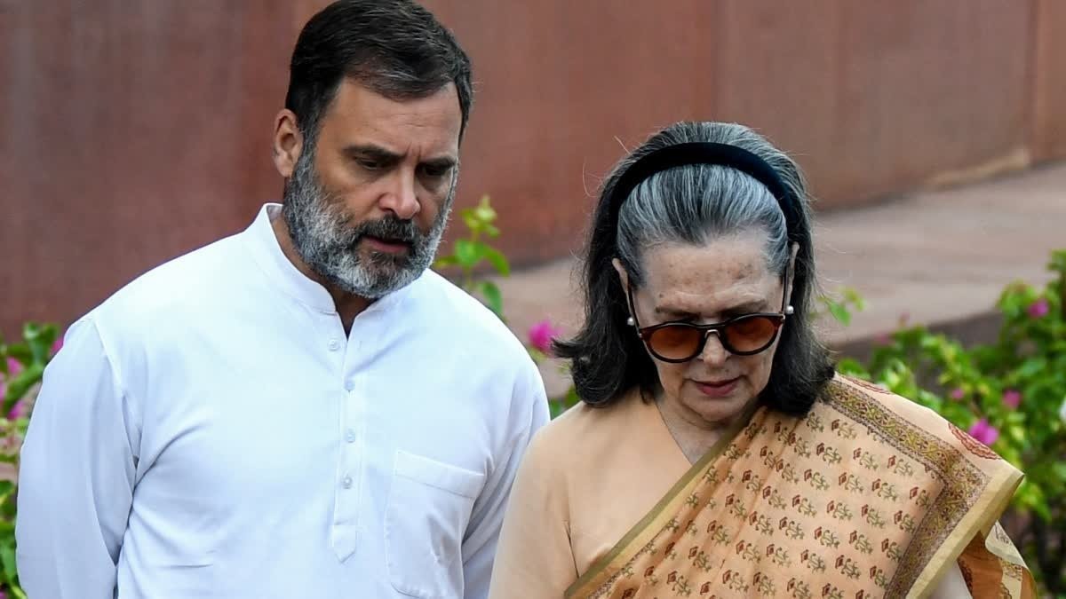 Rouse Avenue Court summons Sonia Gandhi, Rahul Gandhi in National Herald case
