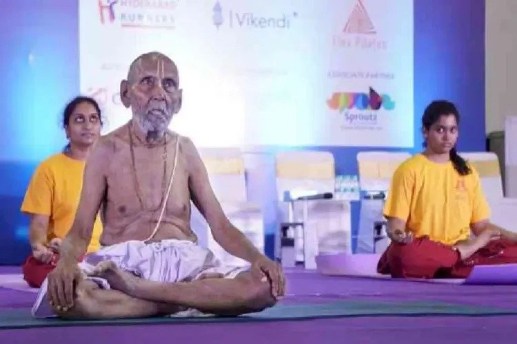 Yoga guru Padmashree Shivanand Maharaj passed away