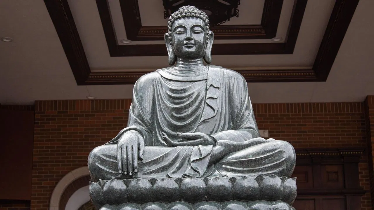 Buddha Purnima Special: भारत से विश्व तक कैसे फैला बौद्ध धर्म, जानें इससे जुड़ी 10 अहम बातें Buddha Purnima Special: भारत से विश्व तक कैसे फैला बौद्ध धर्म, जानें इससे जुड़ी 10 अहम बातें