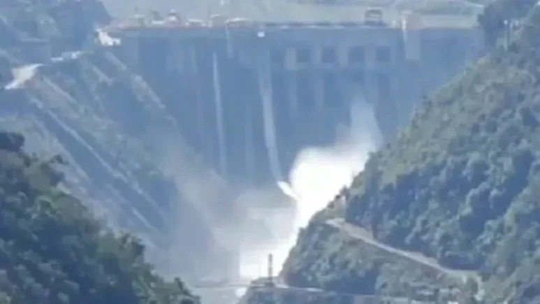Indian Pakistan Tensions: Gates of Salal Dam on Chenab River opened, threat of flood in Pakistan, strong message from India