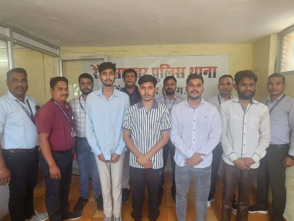 Raipur News: साइबर शील्ड के तहत रायपुर पुलिस ने किया बड़ा खुलासा, म्यूल बैंक खातों के संचालन में शामिल 4 एजेंट गिरफ्तार