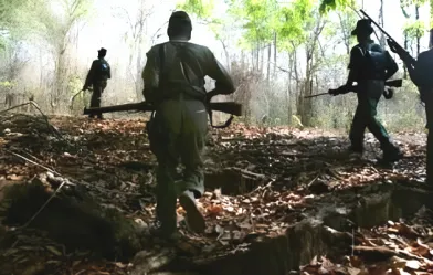 CG News: महिला माओवादी मुठभेड़ में ढेर, 303 राइफल बरामद, चार नक्सली मारे गए