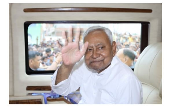 Master stroke by Chief Minister Nitish Kumar before elections in Bihar, announcement of formation of Safai Karamchari Commission