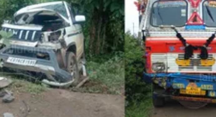 CG News Truck hits Bolero coming from Madhya Pradesh to Gaurela, 1 died on the spot, 4 injured