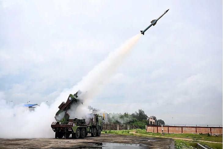 IADWS air defense system: भारतीय एयर डिफेंस सिस्टम IADWS को देखकर चीन परेशान, ग्लोबल टाइम्स ने कही ये बात