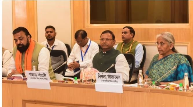 GST slab, Group of Ministers approved the removal of 12% and 28% rates