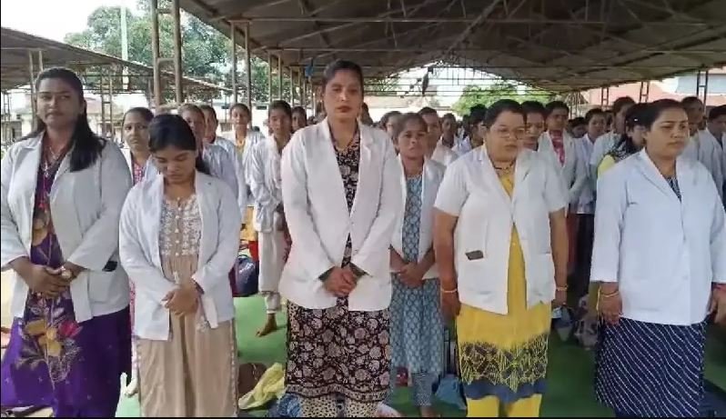 NHM strike: हड़ताली NHM कर्मी की हार्ट अटैक से मौत,मुख्यमंत्री निवास का घेराव 4 सितंबर को