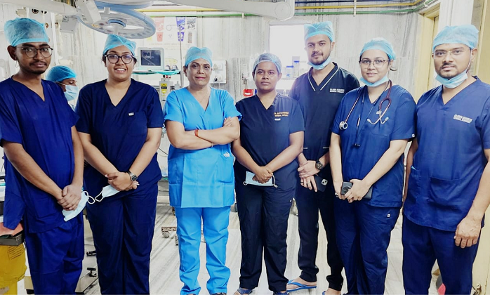 CG News: अम्बेडकर अस्पताल के जनरल सर्जरी विभाग में एक और विदेशी युवती का सफल ऑपरेशन