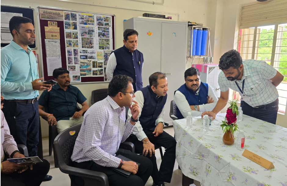 CG Education: छत्तीसगढ़ की शिक्षा व्यवस्था को और सुदृढ़ बनाने के लिए अपनाए जाएंगे नवाचारः गजेंद्र यादव CG Education: छत्तीसगढ़ की शिक्षा व्यवस्था को और सुदृढ़ बनाने के लिए अपनाए जाएंगे नवाचारः गजेंद्र यादव