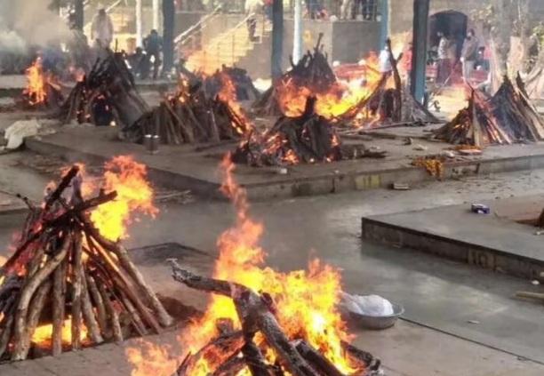 MP News: डेथ सर्टिफिकेट के लिए सालभर पहले मर चुके पिता का दोबारा किया अंतिम संस्कार, जानें पूरा मामला...