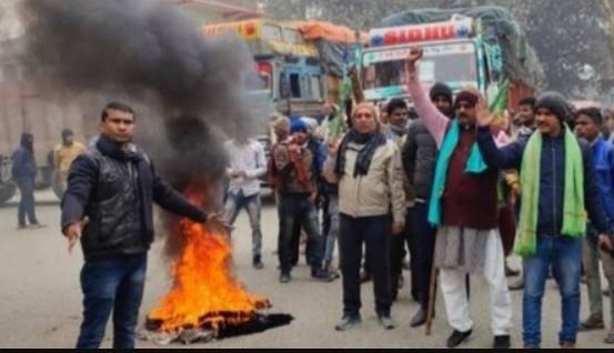 PM Modi: पीएम मोदी को गाली देने का मामला, राहुल, तेजस्वी समेत 4 के खिलाफ आज पटना कोर्ट में सुनवाई, 4 सितंबर को बिहार बंद, महिला कार्यकर्ता निकालेंगी मार्च