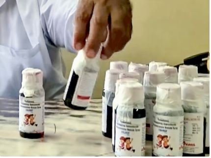 MP News cough syrup deaths in mp doctor praveen soni arrested case aginst coldrif company