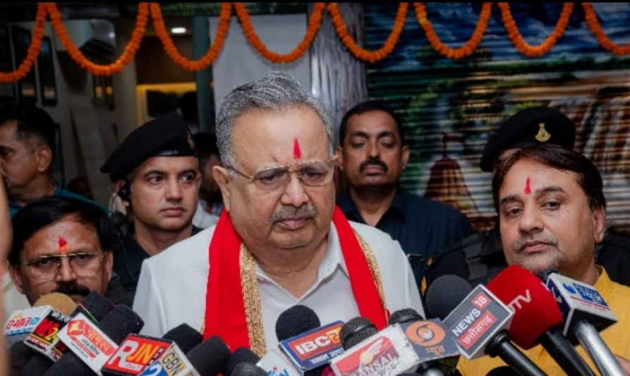 CG News: राजनांदगांव और डोंगरगढ़ में पर्यटक सूचना केंद्र की शुरुआत, विधानसभा अध्यक्ष डॉ. रमन सिंह ने किया लोकार्पण... CG News: राजनांदगांव और डोंगरगढ़ में पर्यटक सूचना केंद्र की शुरुआत, विधानसभा अध्यक्ष डॉ. रमन सिंह ने किया लोकार्पण...