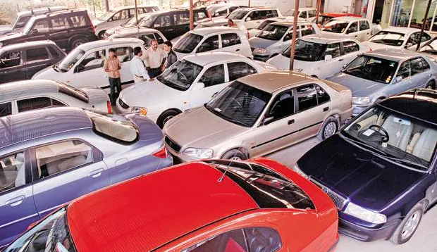 CG News: छत्तीसगढ़ में अब पुरानी गाड़ियों की खरीद-बिक्री पर देना होगा 1% टैक्स, जेब पर बढ़ेगा बोझ...