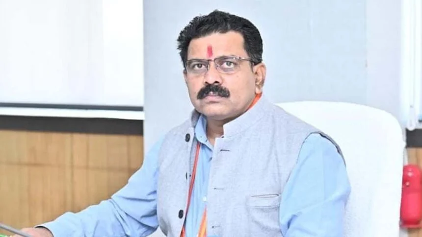CG News: छत्तीसगढ़ में धर्मांतरण पर सख्ती, अगले विधानसभा सत्र में लाएगी कठोर कानून