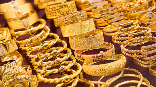Gold Latest Price: सोना-चांदी की कीमतों ने तोड़े रिकॉर्ड, जानें ताजा भाव