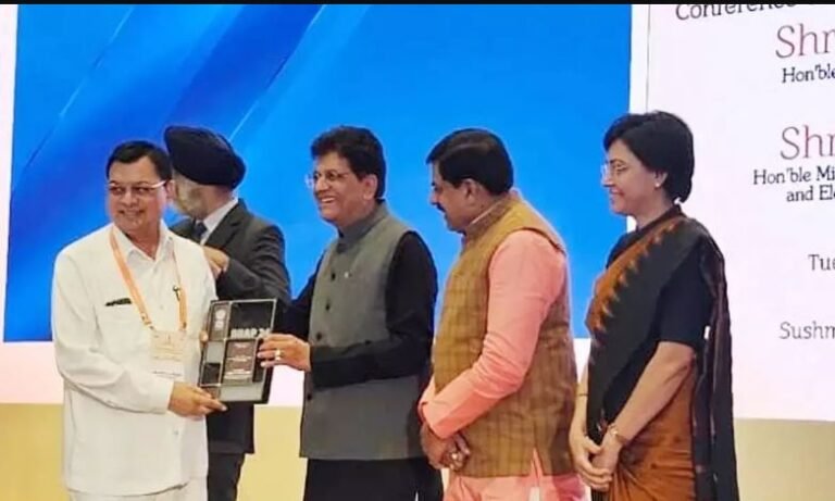 CG News: बिज़नेस रिफॉर्म एक्शन प्लान में छत्तीसगढ़ नंबर वन, गुजरात, महाराष्ट्र और तमिलनाडु जैसे राज्यों को पछाड़कर चारों श्रेणियों में ‘टॉप अचीवर’ रहा प्रदेश