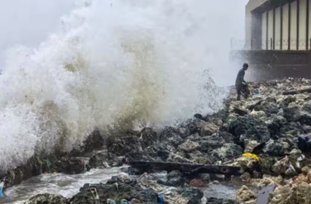 Cyclone Ditwah