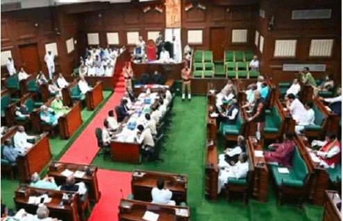 CG News: छत्तीसगढ़ विधानसभा का शीतकालीन सत्र 14 दिसंबर से, नए विधानसभा भवन में आयोजित होगा शीतकालीन सत्र