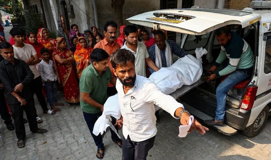 Delhi Blast: दिल्ली ब्लास्ट में हुई 10 मौतें, 8 की हुई पहचान, पहचान के लिए डॉ उमर मोहम्मद की मां ​के डीएनए सैंपल लिए गए