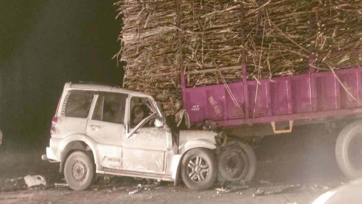 CG Accident : ट्रैक्टर से टकराई स्कार्पियो, 2 की मौत, तीन घायल