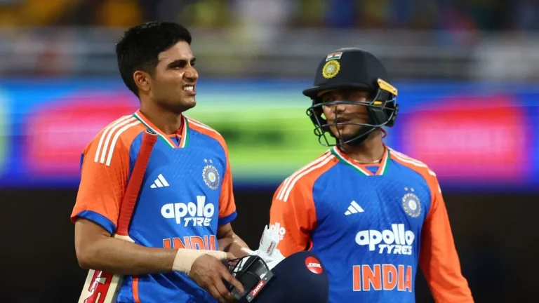 IND vs AUS Live Score 5th T20I: गाबा में जोरदार बारिश के चलते रोका गया मुकाबला, शुभमन-अभिषेक ने की शानदार शुरुआत, 4.5 ओवर बाद स्कोर 52/0