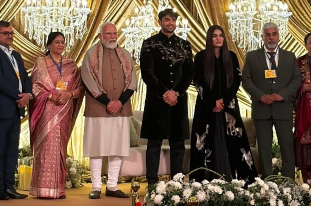 PM Modi attends Neeraj-Himaanis reception