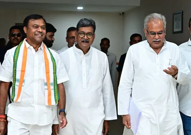 CG Politics: छत्तीसगढ़ कांग्रेस की नई कार्यकारिणी जल्द, हाईकमान ने तय कर दी डेडलाइन, कई पुराने नेताओं की होगी छुट्टी, बैठक के बाद दीपक बैज के बयान से हलचल