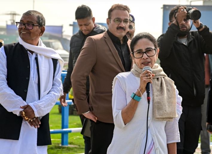 I-PAC Case, CM Mamata accused of destroying evidence, ED approaches High Court