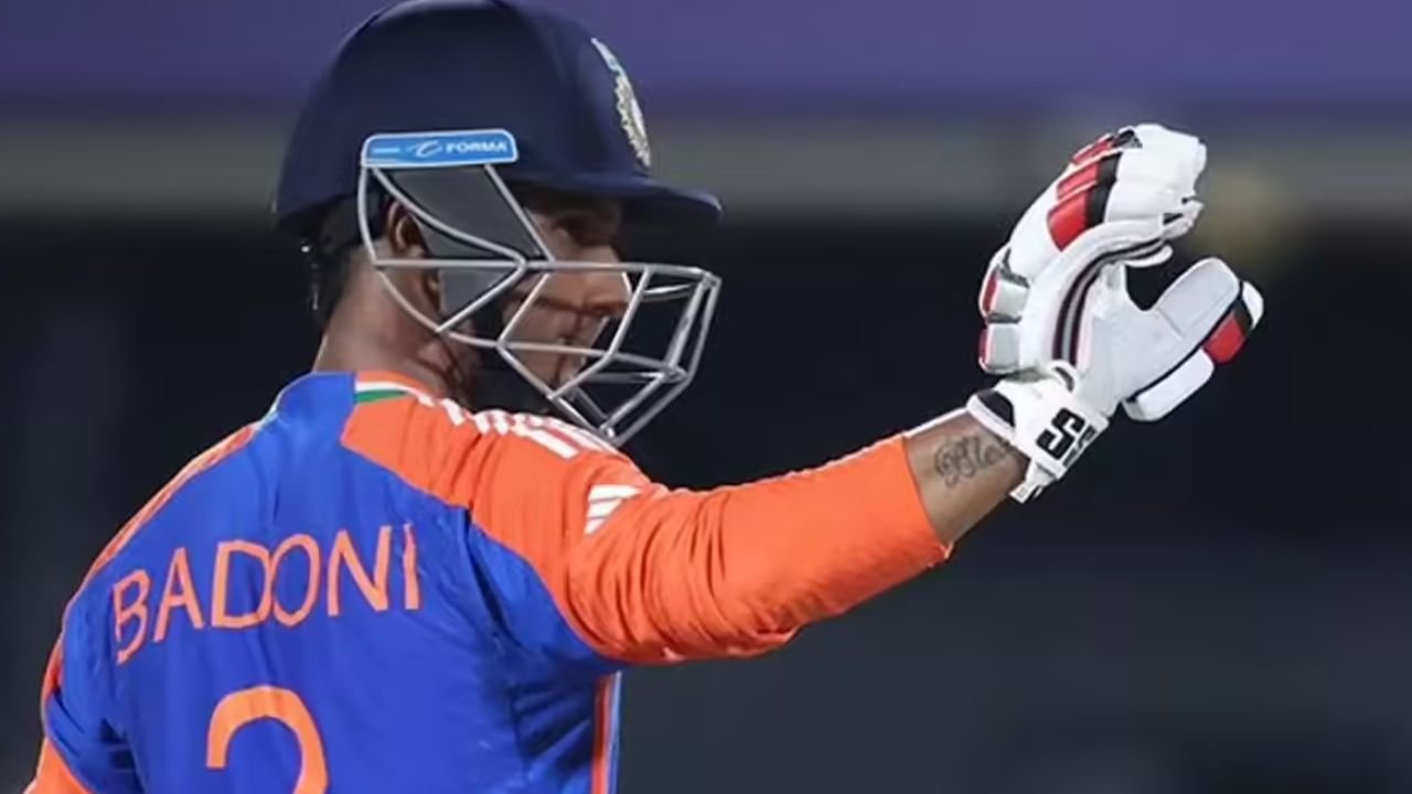 IND vs NZ : वाशिंगटन सुंदर ODI सीरीज से बाहर, आयुष बडोनी को पहली बार वनडे टीम में मिली एंट्री