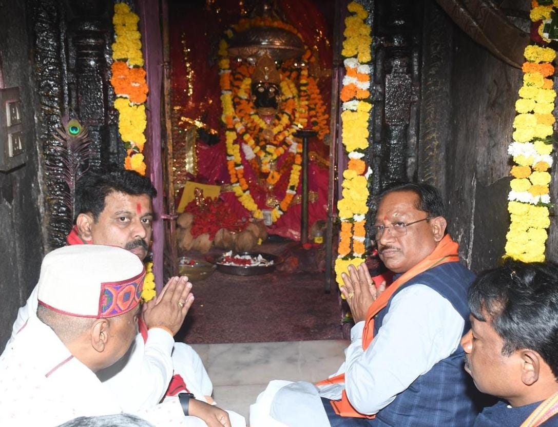 CG News: मां दंतेश्वरी CG News: मां दंतेश्वरी