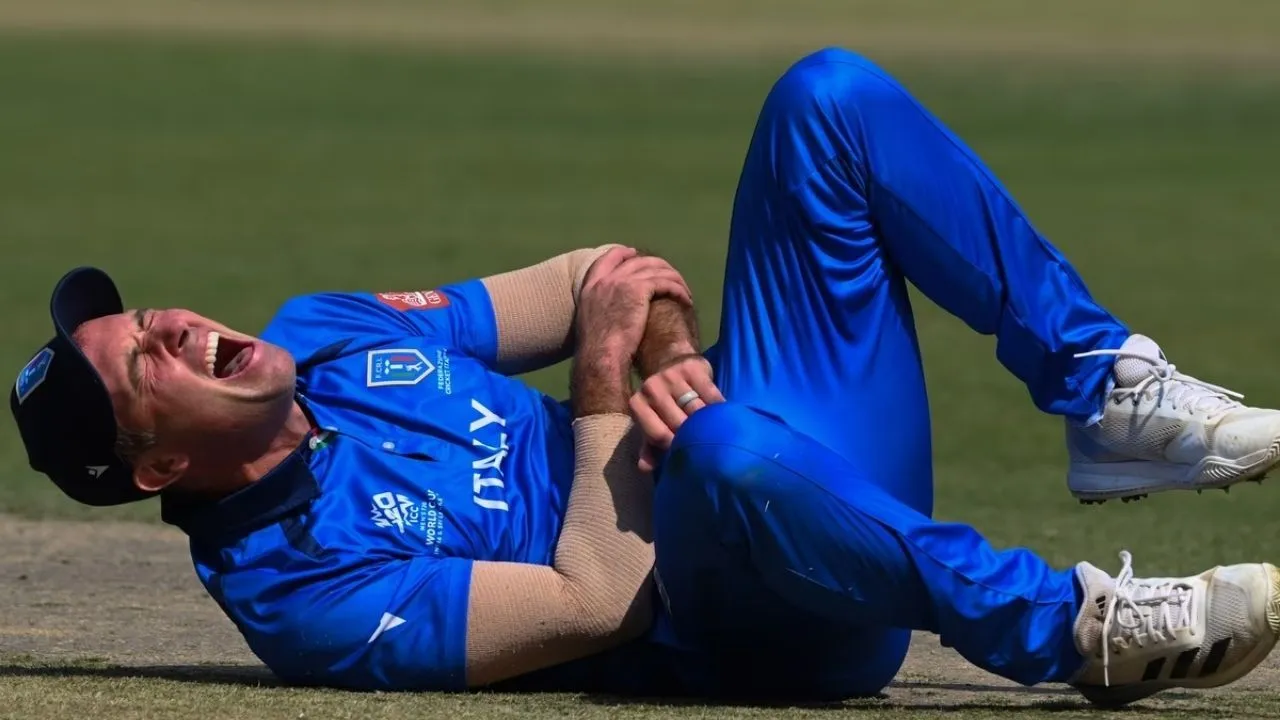 Wayne Madsen injured Wayne Madsen injured
