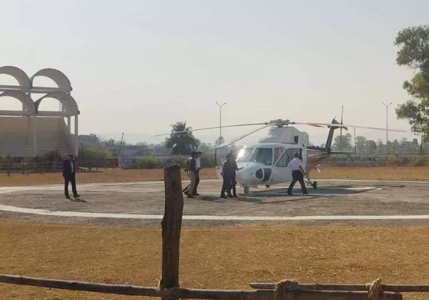 CG Breaking: मुख्यमंत्री साय की सुरक्षा में चूक, निर्धारित हेलीपैड की बजाय दूसरी जगह उतरा हेलीकॉप्टर, अफसरों के हाथ-पांव फूले