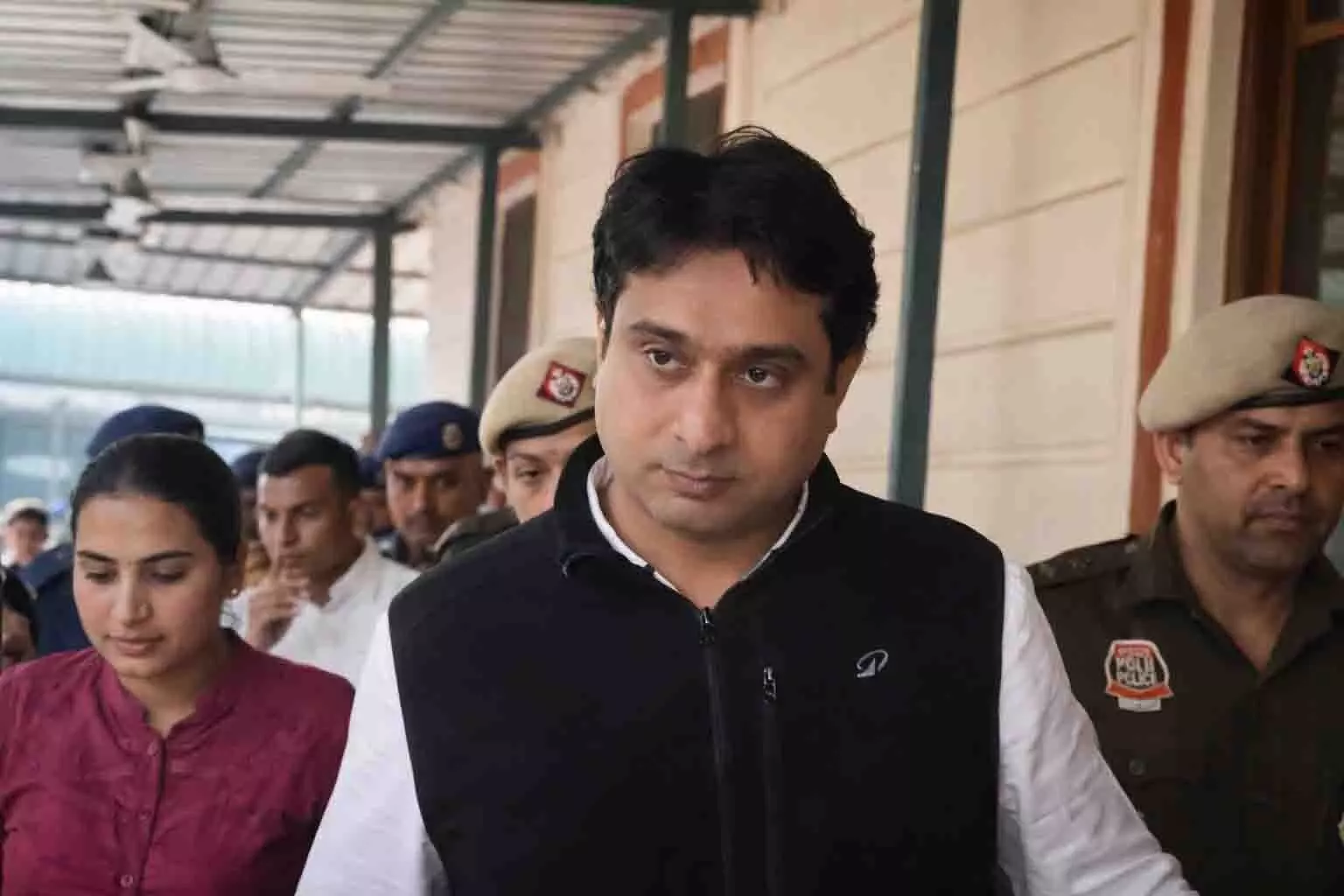 AI Summit प्रदर्शन मामला: यूथ कांग्रेस अध्यक्ष उदय भानु चिब गिरफ्तार, कोर्ट ने चार दिन की पुलिस रिमांड पर भेजा AI Summit प्रदर्शन मामला: यूथ कांग्रेस अध्यक्ष उदय भानु चिब गिरफ्तार, कोर्ट ने चार दिन की पुलिस रिमांड पर भेजा