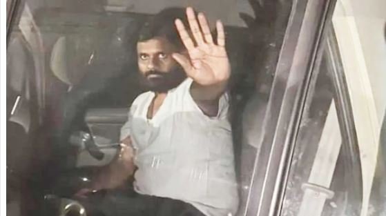 Delhi Police arrests Chhattisgarh Congress leader Vinod Tiwari from UP
