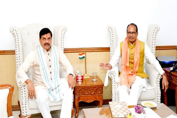 MP News : बेहतर समन्वय से केन्द्र सरकार के मंत्रालयों से मिल रहा है पूरा सहयोग : मुख्यमंत्री डॉ. मोहन यादव