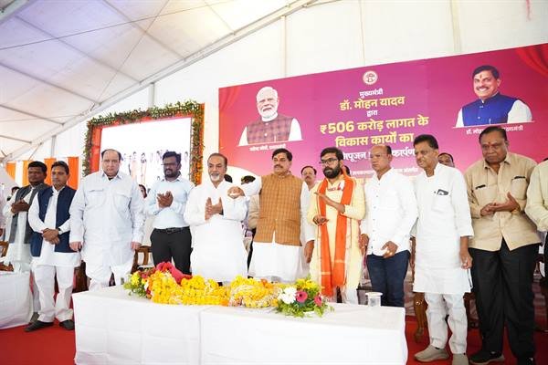 MP News : मुख्यमंत्री डॉ. मोहन यादव ने छिंदवाड़ा को दी 500 करोड़ रुपए से अधिक लागत के 105 विकास कार्यों की सौगात