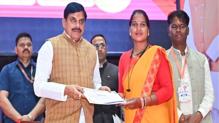 MP News : फिट इंडिया महिला सप्ताह कार्यक्रम में शामिल हुए मुख्यमंत्री डॉ. मोहन यादव, महिलाओं को किया सम्मानित