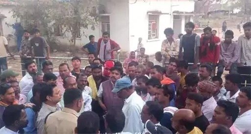 Custodial death: परसकोल हत्याकांड: कस्टडी में ग्रामीण की मौत मामले में 2 पुलिसकर्मी लाइन अटैच, मजिस्ट्रियल जांच के आदेश