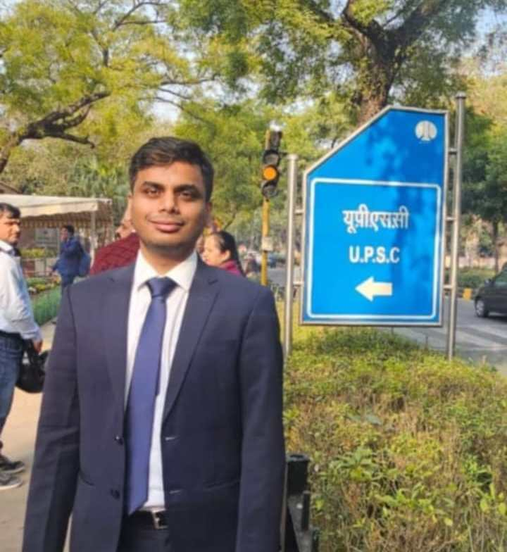 UPSC Result 2025: छत्तीसगढ़ के 6 अभ्यर्थियों ने हासिल की सफलता : रायपुर की वैभवी अग्रवाल बनीं प्रदेश टॉपर, देखें नाम और उनका रैंक 8 image 12