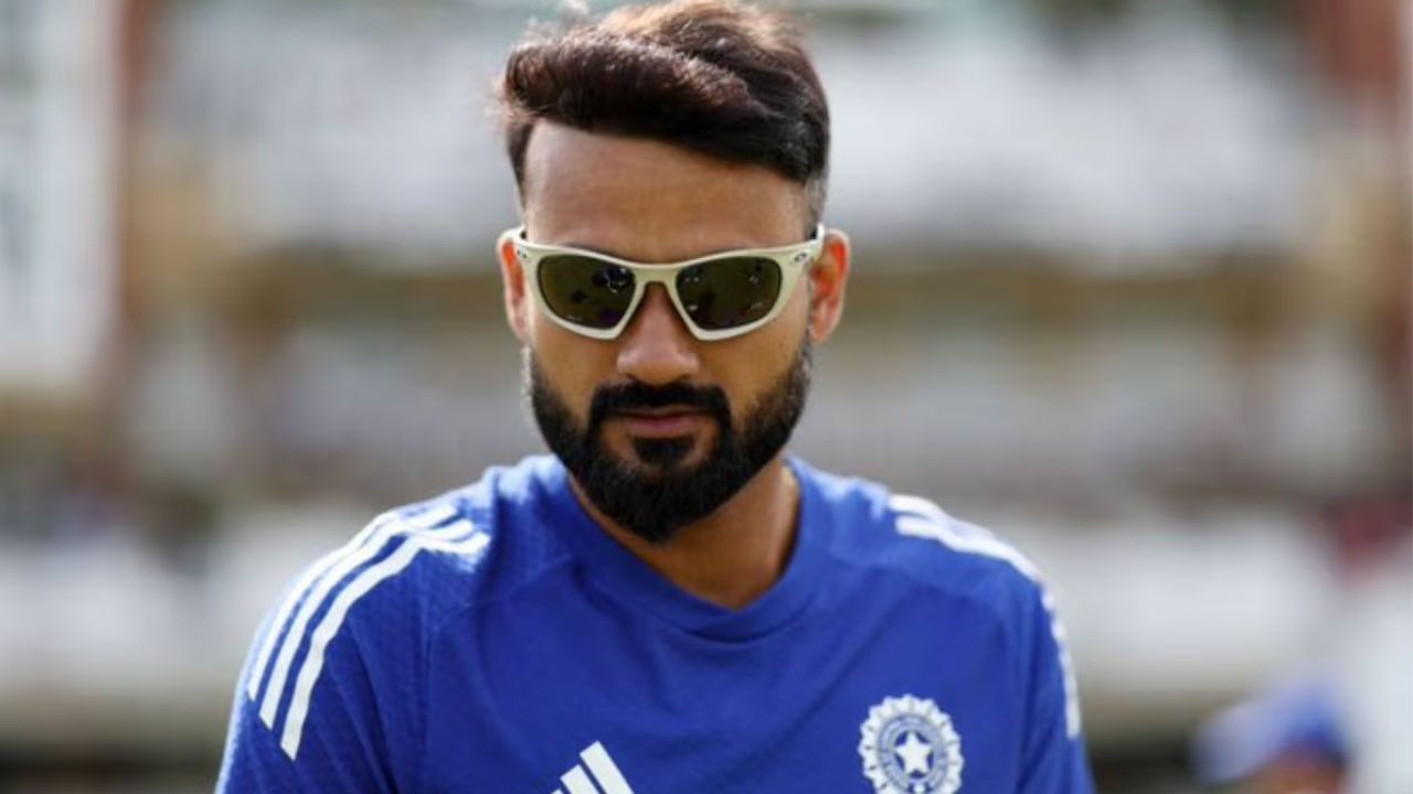 KKR IPL 2026: आईपीएल 2026 से पहले KKR को लगा बड़ा झटका, तेज गेंदबाज आकाश दीप टूर्नामेंट से बाहर
