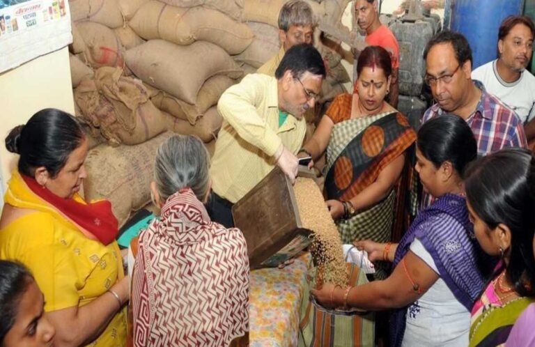 cg-news-timings-of-ration-shops-changed-in-chhattisgarh-now-food-grains-will-be-available-from-7-am-to-9-pm
