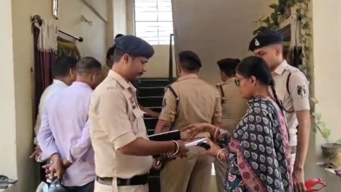 CG Crime: Wife and son murdered after entering STF constable's house, accused woman arrested