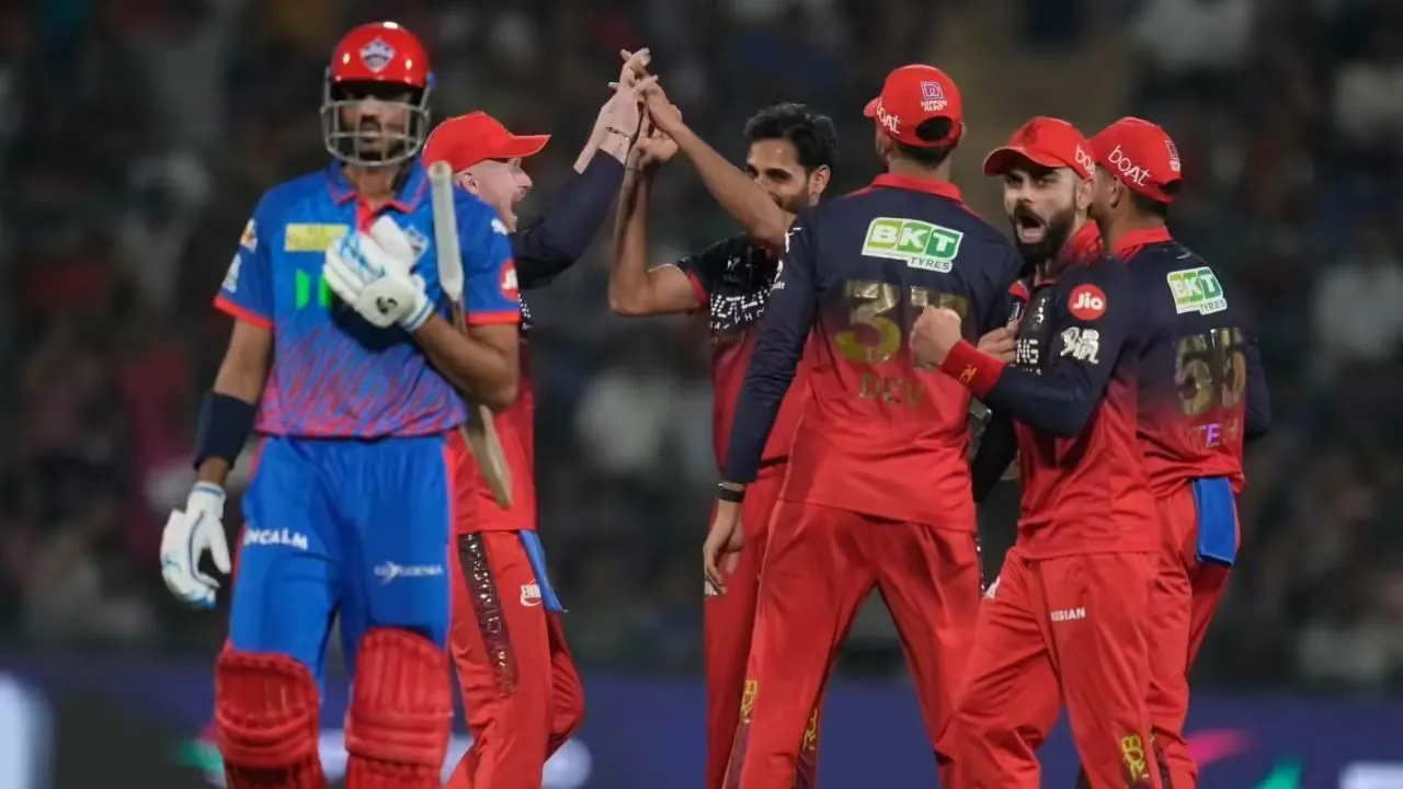 DC vs RCB : 81 गेंद रहते दिल्ली से जीती बेंगलुरु, पॉइंट्स टेबल में हुआ बदलाव, देखें अब प्लेऑफ का पूरा गणित