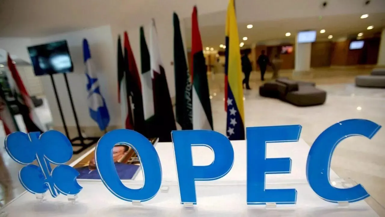 UAE Leaves OPEC : होर्मुज संकट के बीच बड़ा ऐलान, OPEC और OPEC+ से बाहर निकलेगा UAE; तेल राजनीति में मची खलबली