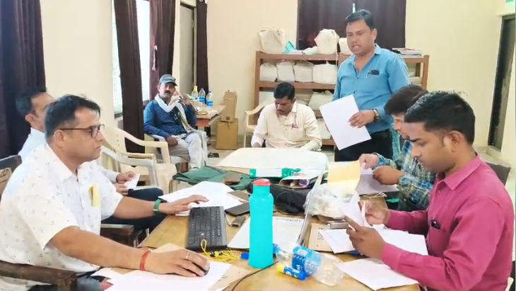 MP News: Lokayukta takes major action, Ranger and Babu arrested for taking bribe of Rs 50,000