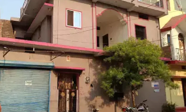 CG Crime: Husband returns home after bail, wife kills herself with grinding stone within hours, arrested